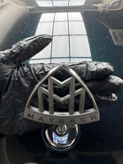 迈巴赫图片标志／迈巴赫图标高清手机壁纸