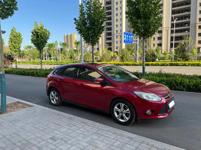 福特福克斯三厢新款 福克斯三厢最新款