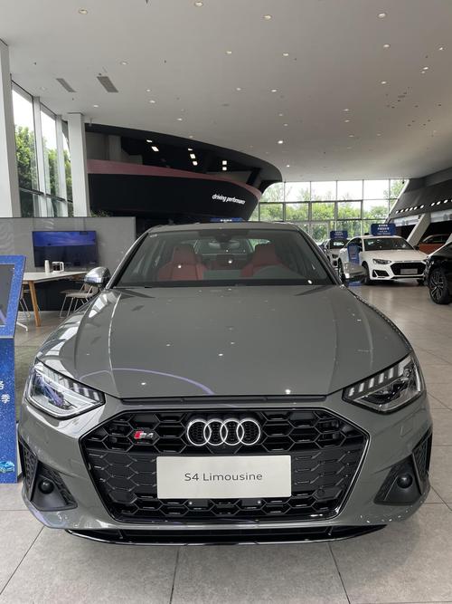 奥迪s4适不适合家用/奥迪s4值得买吗?