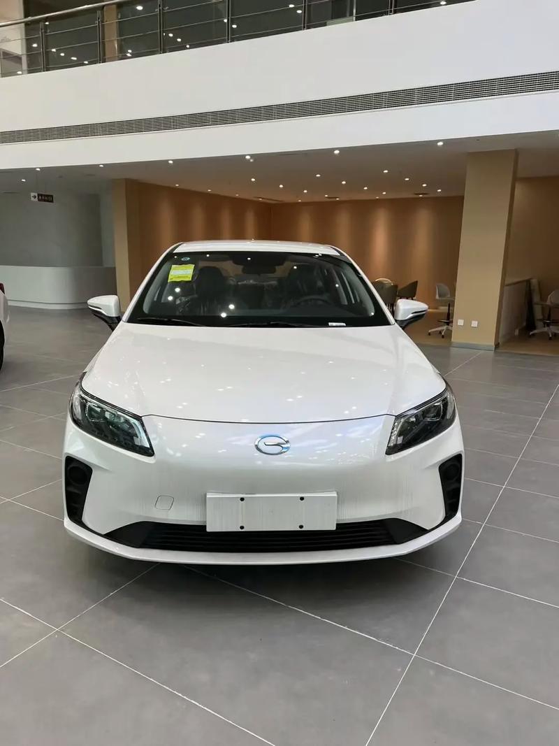 广汽炫580网约版 广汽炫580网约版与广汽埃安YP510哪个贵