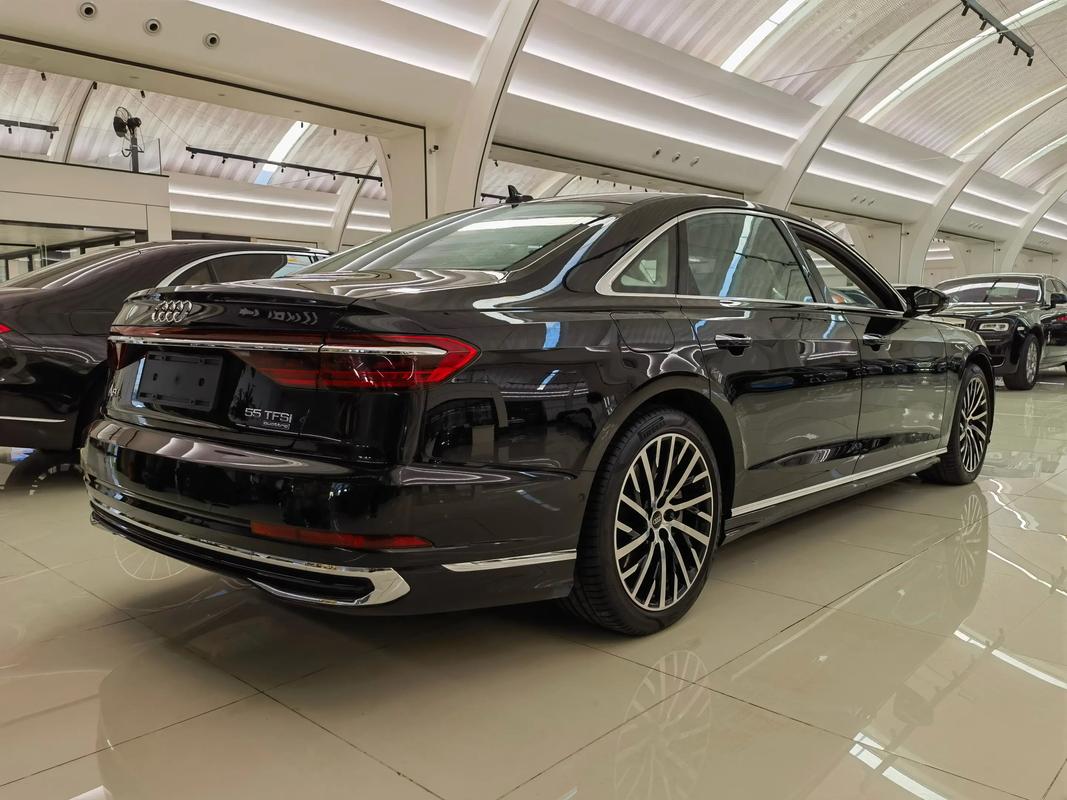 奥迪a8l2023款视频(奥迪a8视频介绍视频)