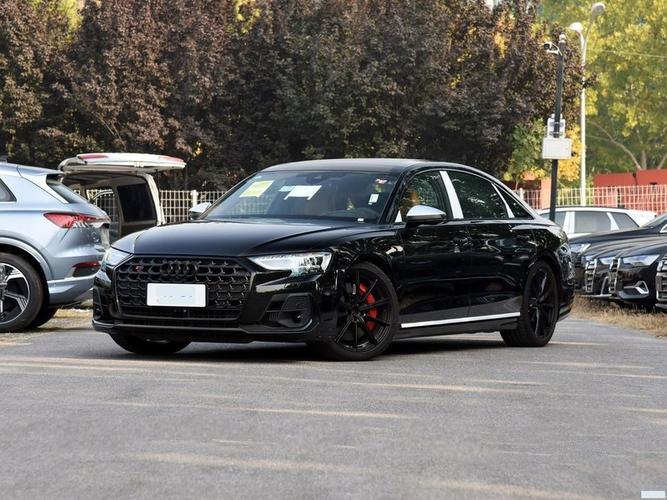 奥迪s8一般什么人买 奥迪s8是性能车吗