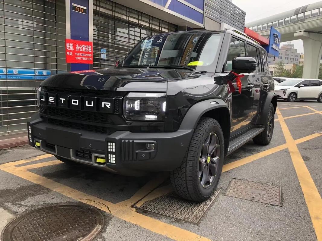 【旅行者穿越pro落地价,旅行者suv】