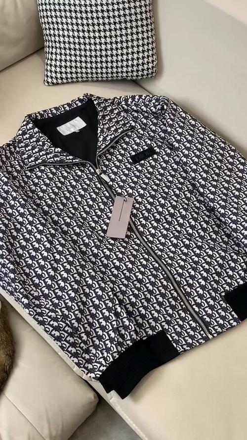 迪奥官方旗舰官网(迪奥官方旗舰官网男装)