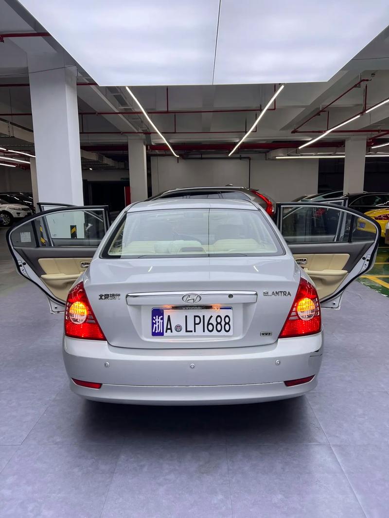 06年的现代伊兰特值多少钱(06年现代伊兰特二手价)