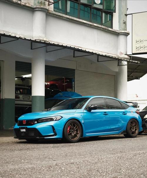 广汽本田crosstour是什么价格(广汽本田 crosstour 多少钱这个车)