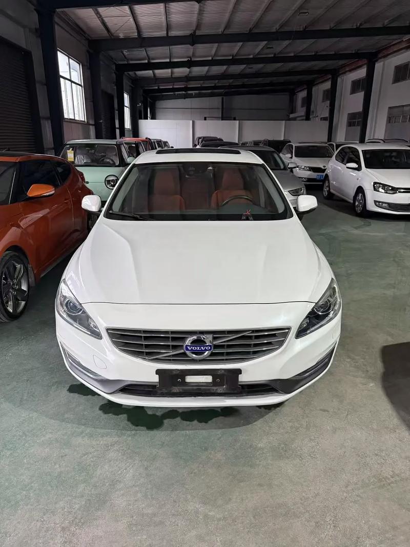 沃尔沃汽车最便宜车型／沃尔沃最便宜的一款轿车多少钱