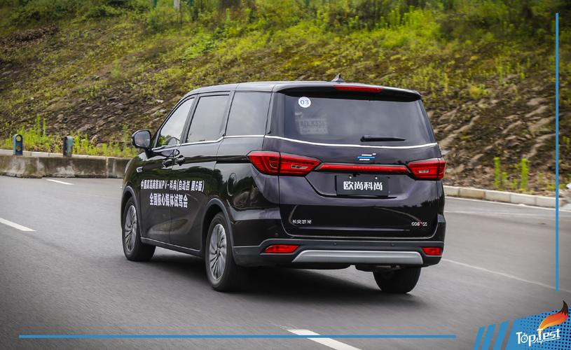 【长安欧尚七座自动挡,长安欧尚cos1°自动挡价格】