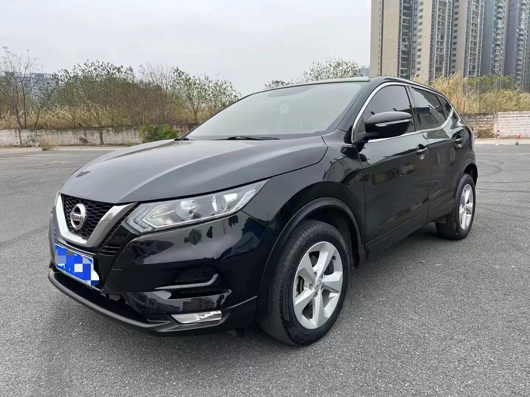 尼桑逍客suv图片及报价(尼桑逍客报价及图片2019款)