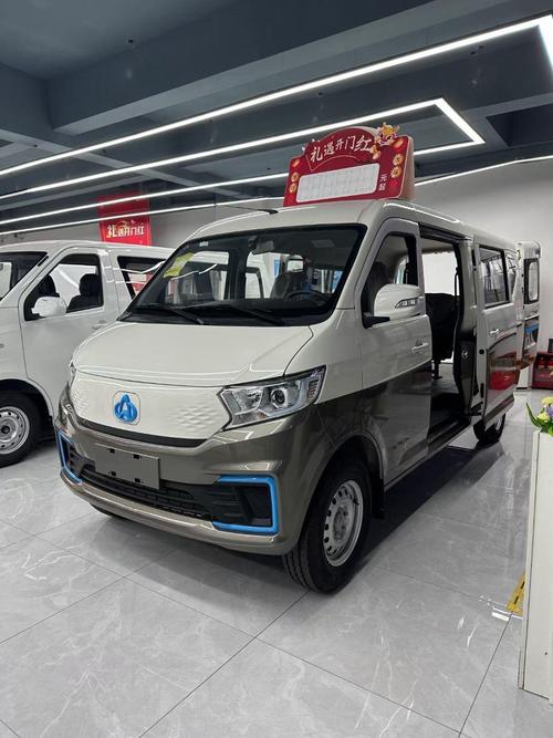 最便宜的自动挡面包车有哪几款(性价比最高的自动挡面包车)