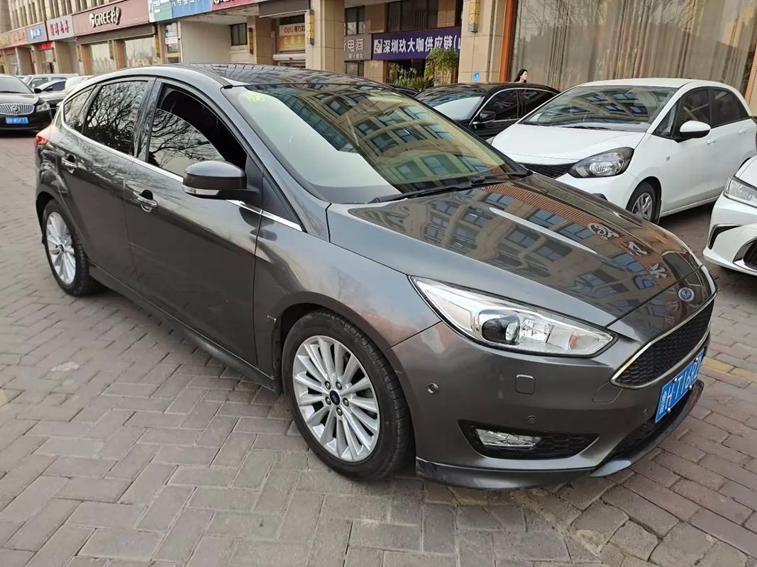 2022款四缸福克斯大概多少钱,四缸福克斯是哪一年的