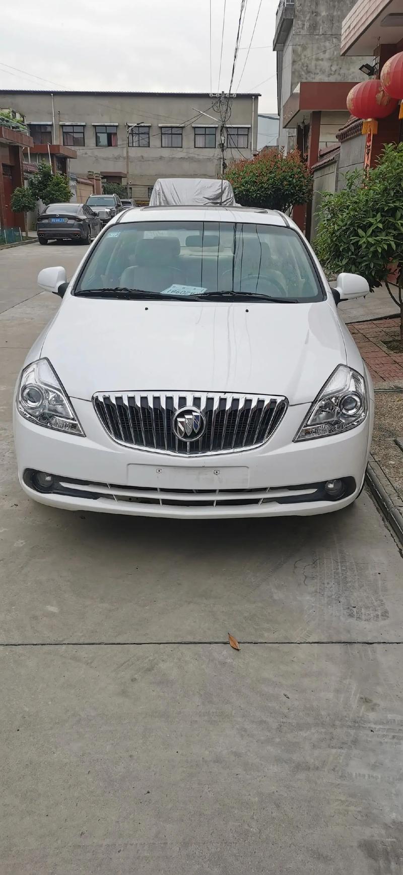 13款别克凯越二手车多少钱,2013年别克凯越15自动挡二手车多少钱