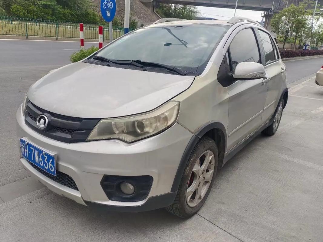 【12年的长城腾翼c50值多少钱,12年长城c50t报价及图片】