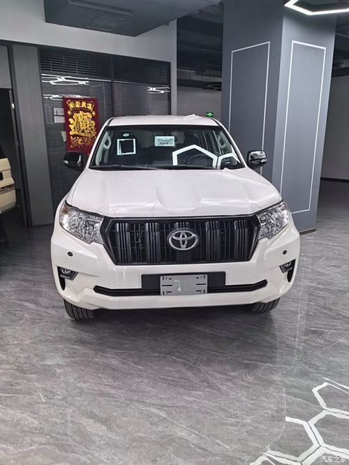 2022款丰田霸道2700,2022款丰田霸道2800柴油版油耗